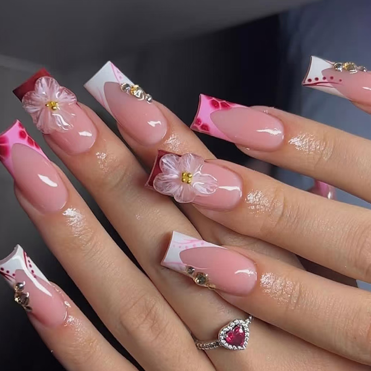 24pcs Wearable Square Press on - đánh giá và giá Nail Art Aesthetic